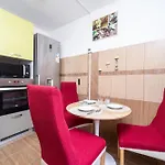 Appartamento 3bd - Free Private Parking - By Open House Timisoara