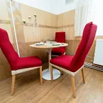 Appartamento 3bd - Free Private Parking - By Open House Timisoara