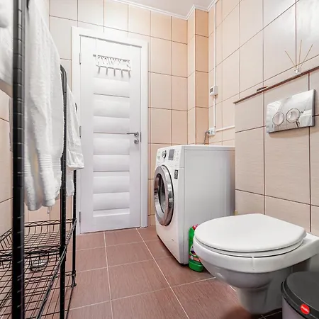 3bd - Free Private Parking - By Open House Appartement