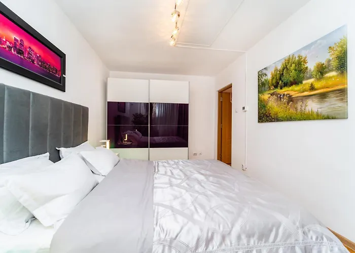 3bd - Free Private Parking - By Open House Apartamento Timisoara