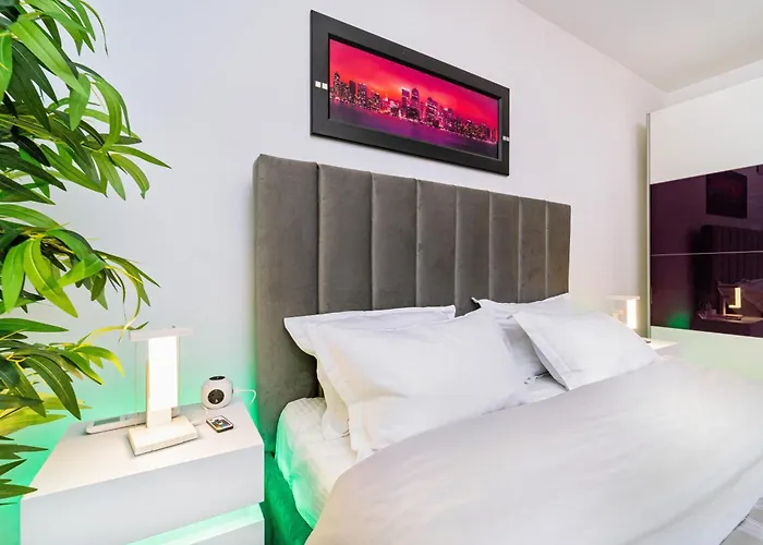 Apartamento 3bd - Free Private Parking - By Open House Timisoara