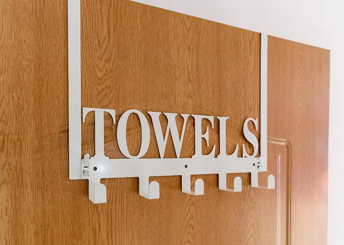 3bd - Free Private Parking - By Open House *