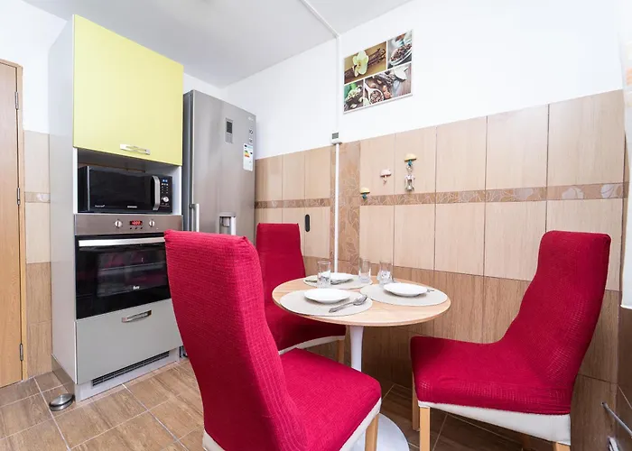 Apartment 3bd - Free Private Parking - By Open House Timisoara