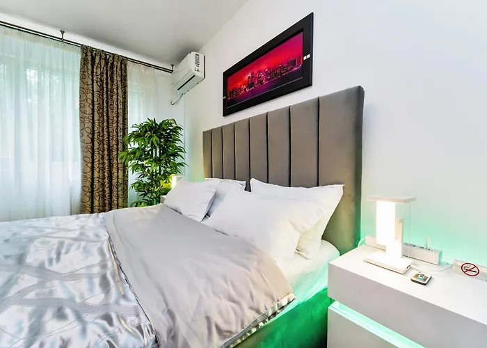 3bd - Free Private Parking - By Open House Apartment