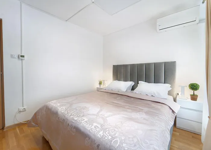 3bd - Free Private Parking - By Open House Timisoara