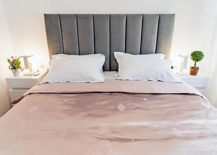 3bd - Free Private Parking - By Open House Apartment *